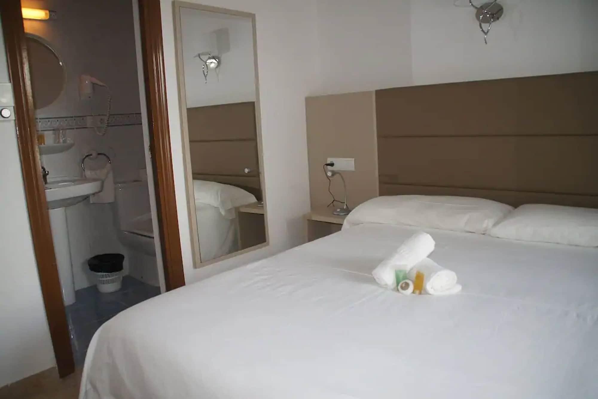 Hotel Lago Playa I Es Pujols Eksteriør bilde